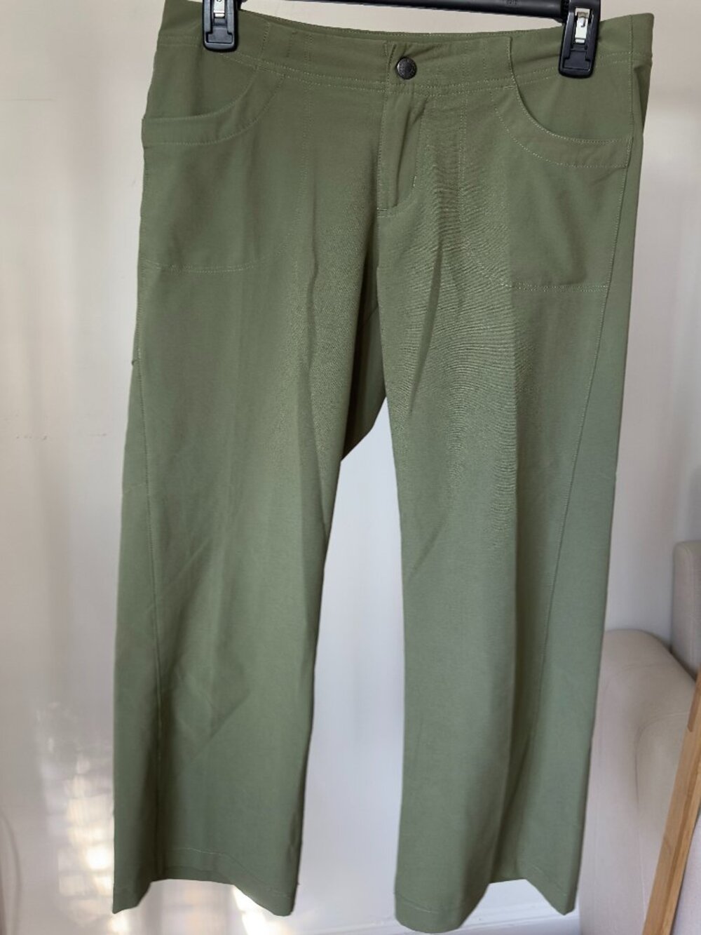 Patagonia Crop Pants Olive Green Size 4